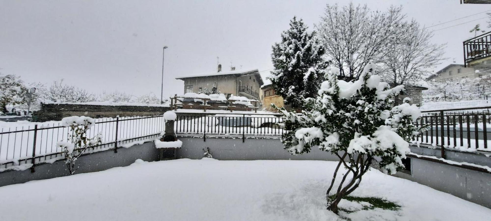 A Casa Di Vera - Vivi La Tua Valle D'Aosta Nus Ngoại thất bức ảnh